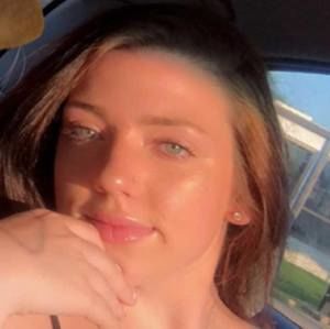 Meet your Posher, Mallory